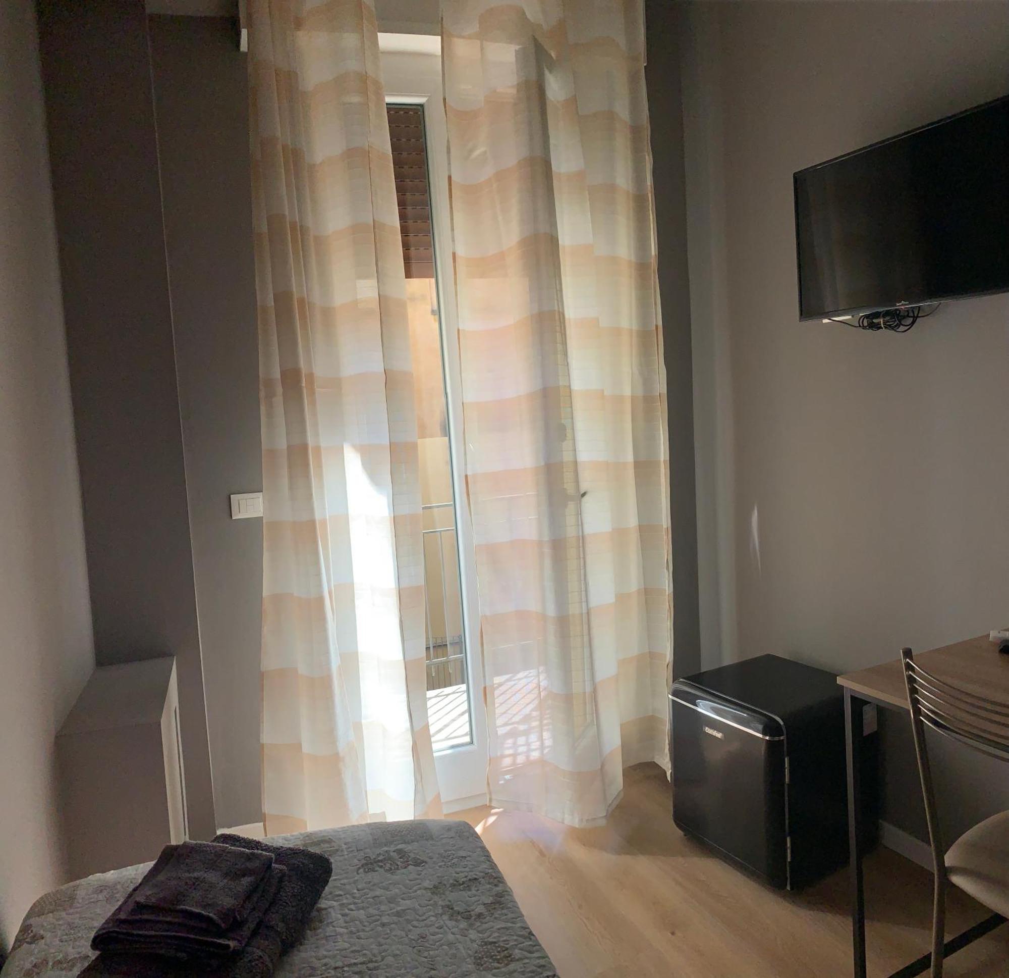 Riva Reno 4 Rooms Bologna Exterior photo